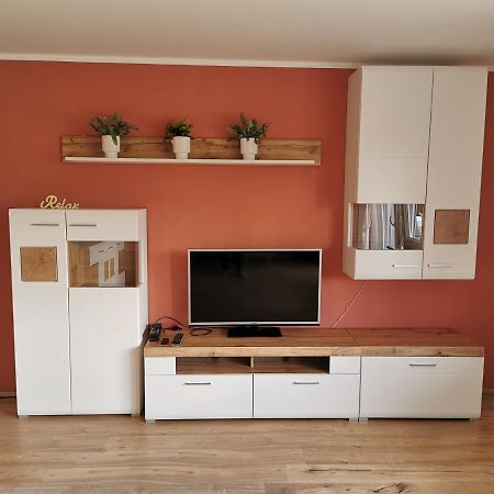 Gemuetliche 90 Qm Wohnung In Saarburg, Zentral Gelegen, Garten Mit Aussicht, Separater Eingang Экстерьер фото