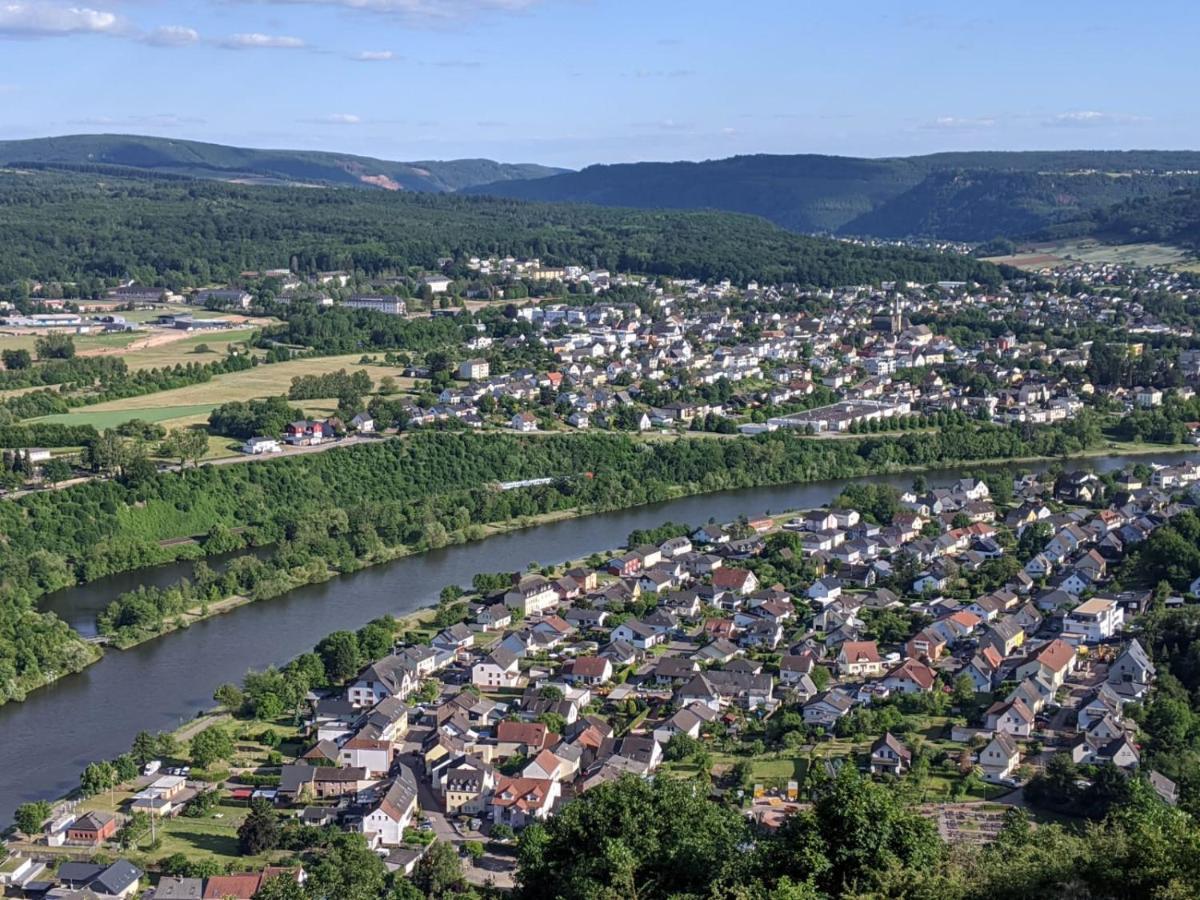 Gemuetliche 90 Qm Wohnung In Saarburg, Zentral Gelegen, Garten Mit Aussicht, Separater Eingang Экстерьер фото