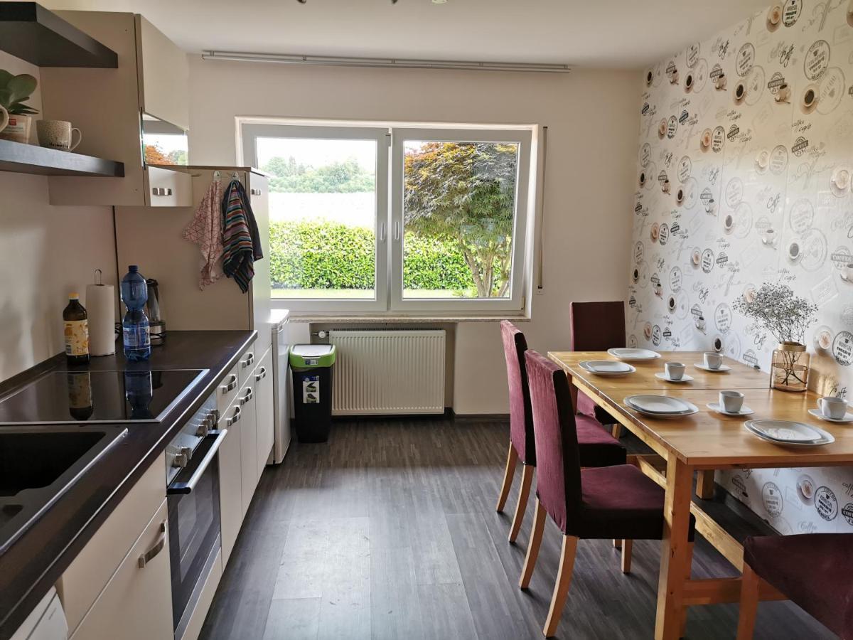 Gemuetliche 90 Qm Wohnung In Saarburg, Zentral Gelegen, Garten Mit Aussicht, Separater Eingang Экстерьер фото