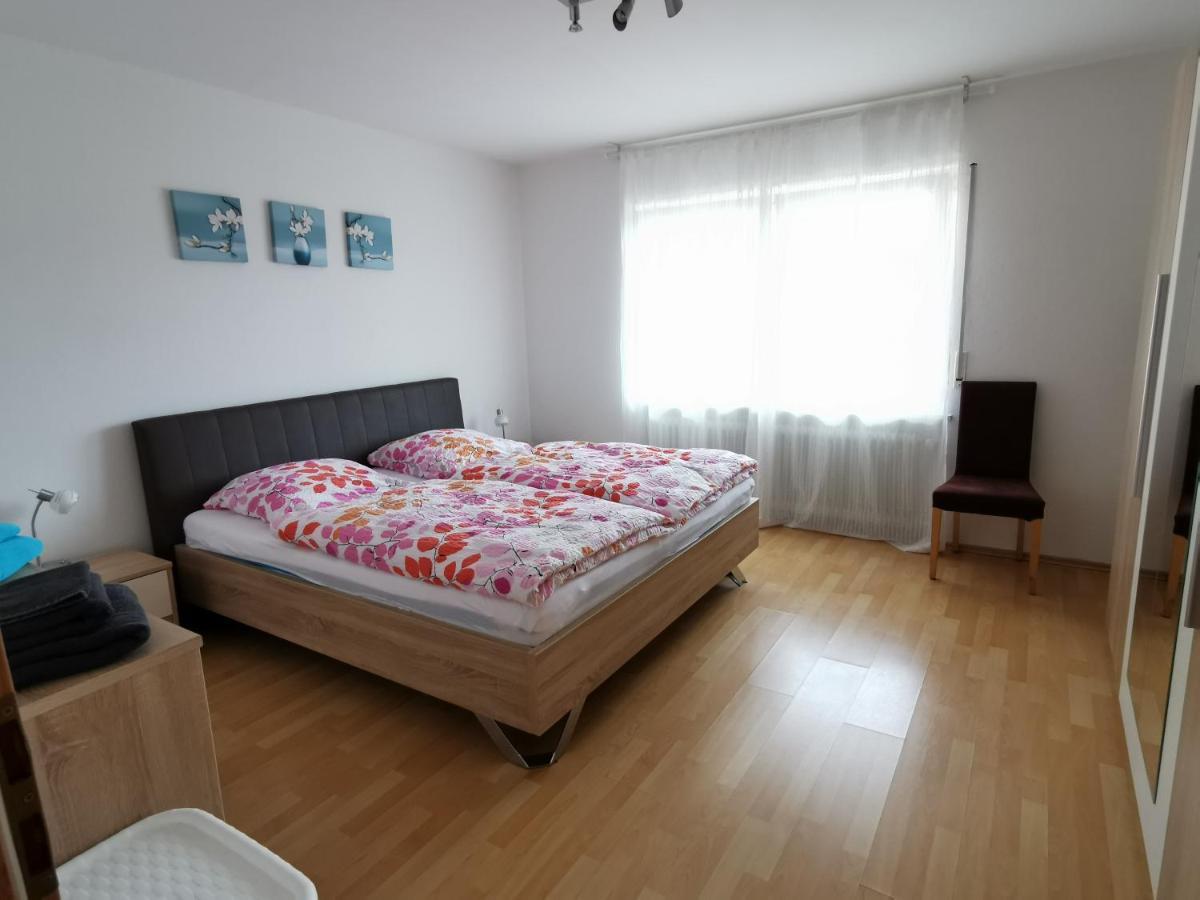 Gemuetliche 90 Qm Wohnung In Saarburg, Zentral Gelegen, Garten Mit Aussicht, Separater Eingang Экстерьер фото